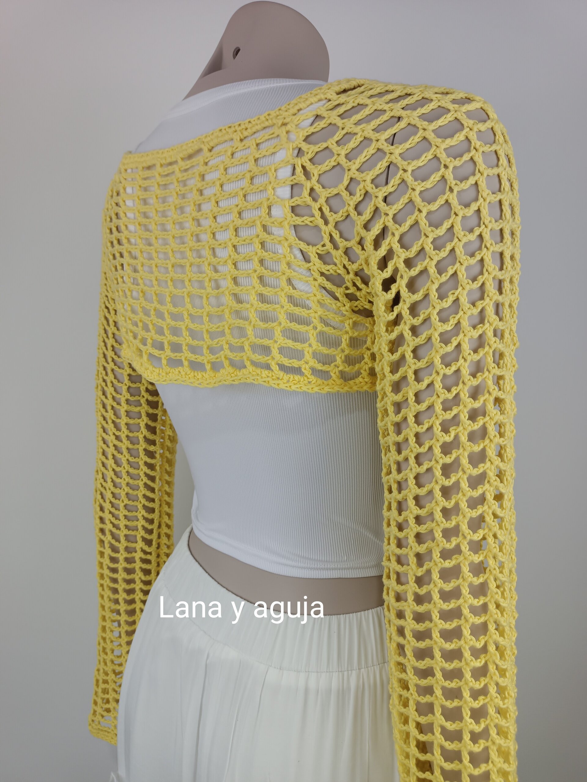 Jersey corto con manga larga, Talla S, tejido a mano, hecho en crochet. - 6