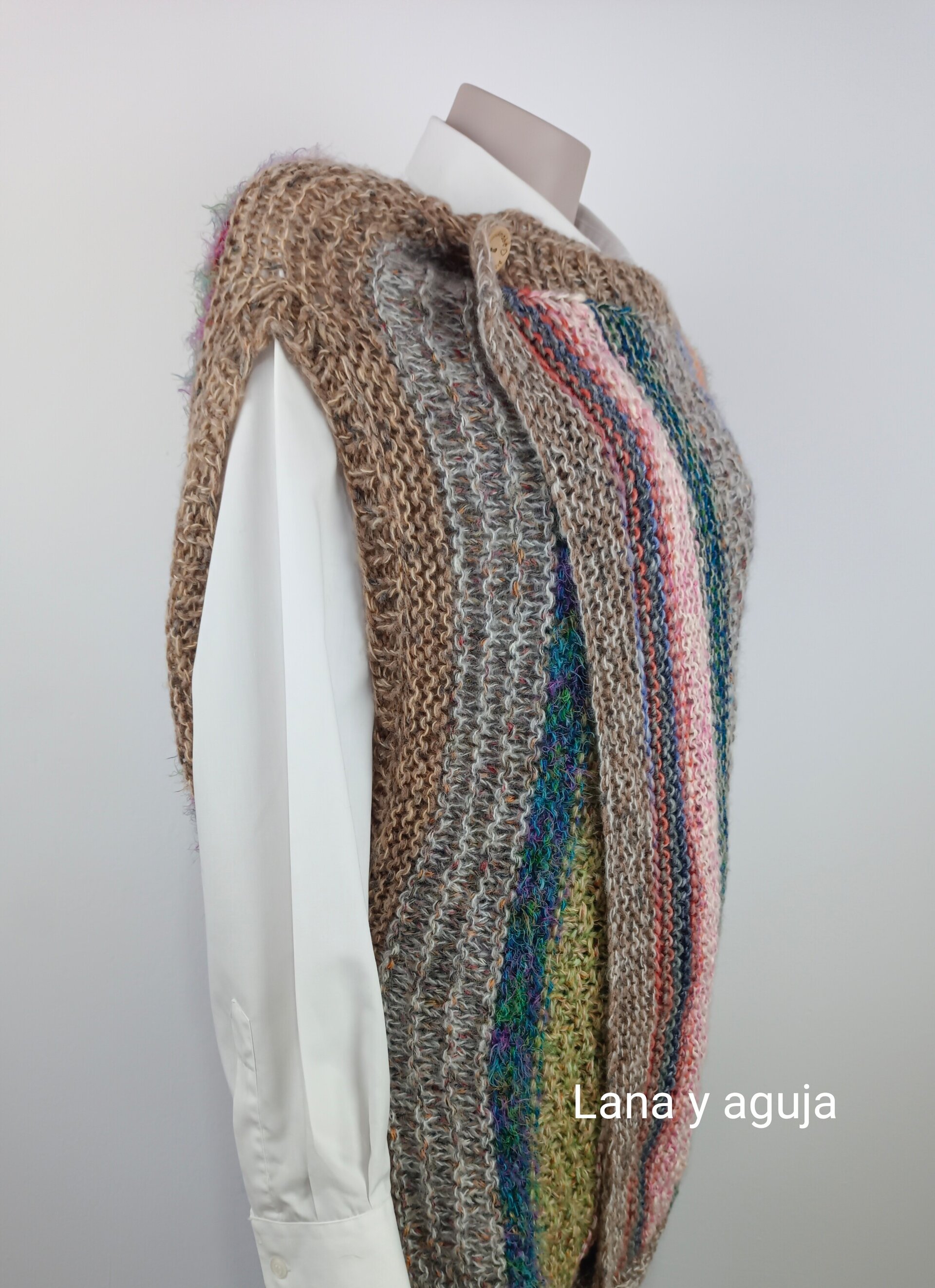 Chaleco de lana multicolor, Talla XL, diseño original y único. - 5