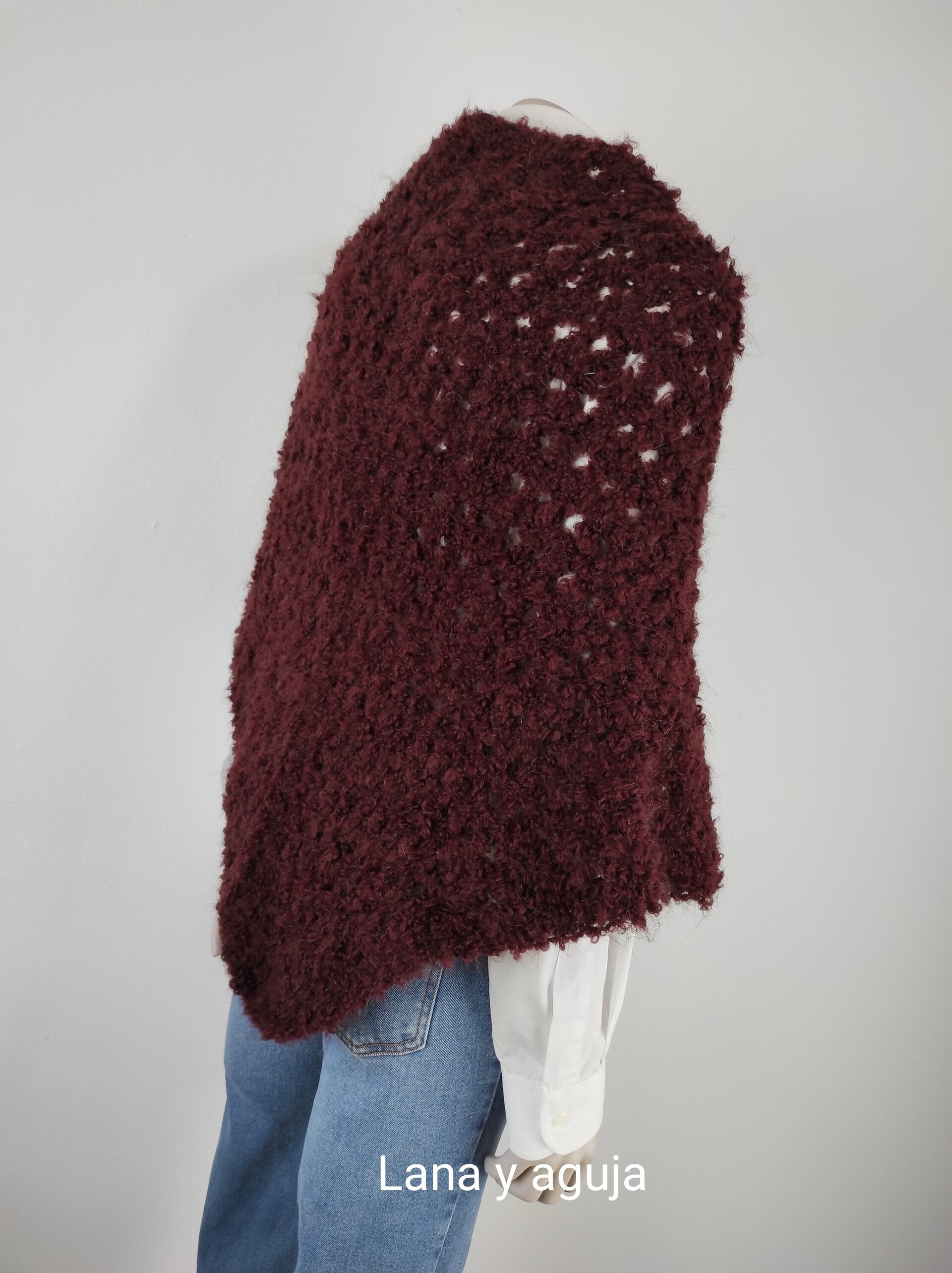Chal para mujer, Poncho calado tejido a mano, rojo burdeos. - 2