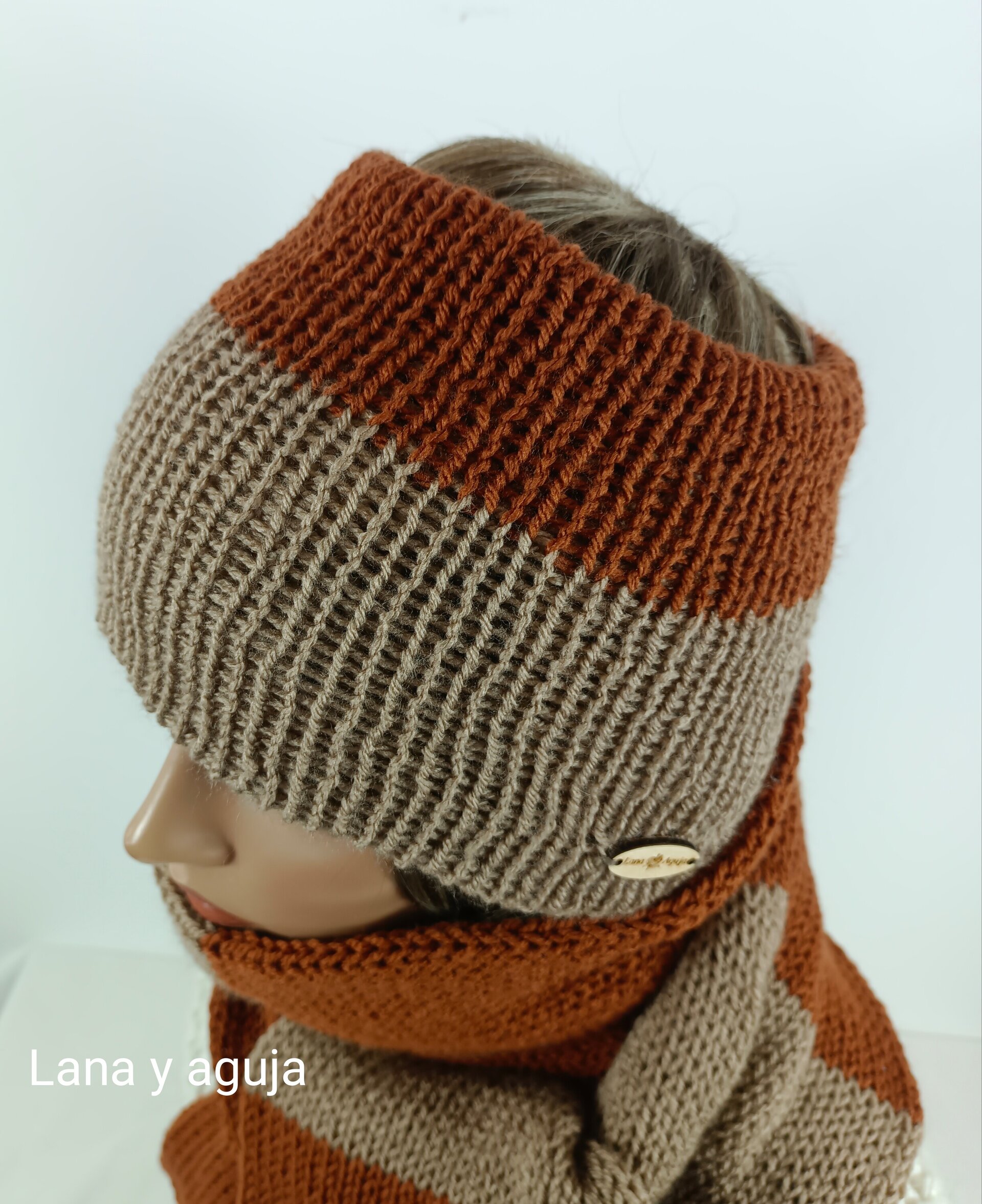 Conjunto de diadema y bufanda de lana, hecho a mano. - 4