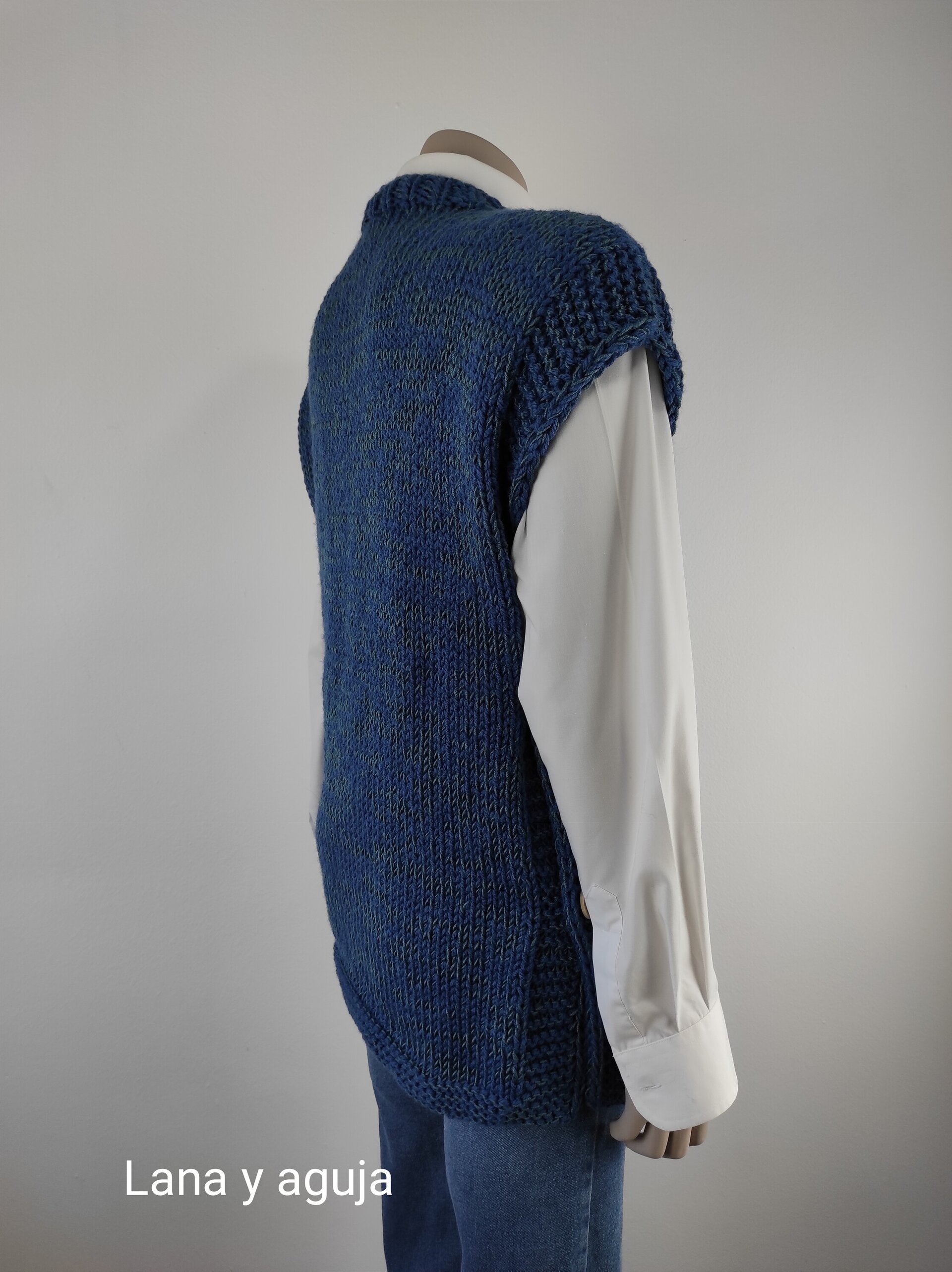 Chaleco mujer, Talla L, cuello redondo, tejido a mano, chaleco con bolsillos. - 3