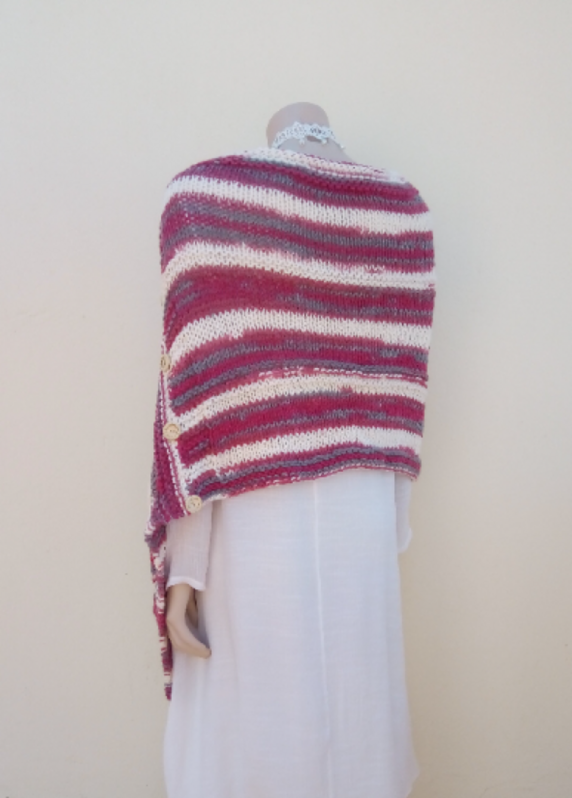 Poncho talla grande, Chal cerrado estilo boho, tejido con lana. - 2