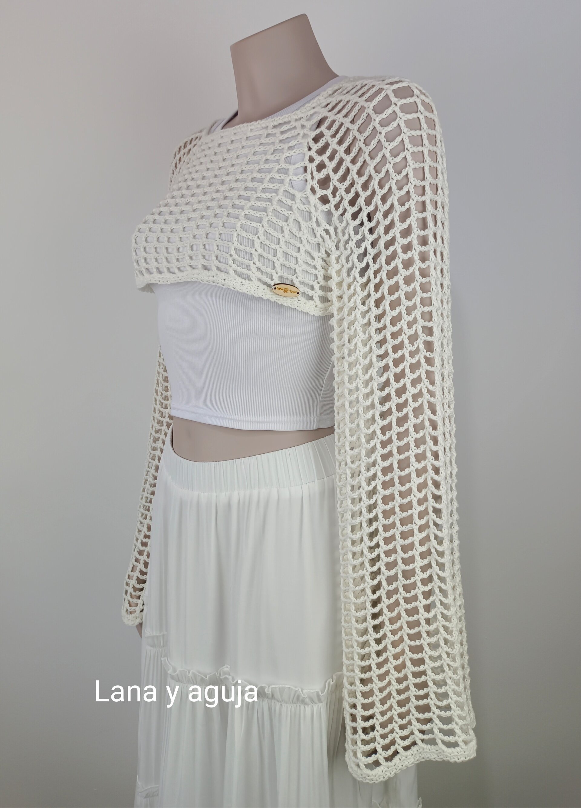 Jersey corto con manga larga, Talla M, tejido a mano, hecho en crochet. - 5