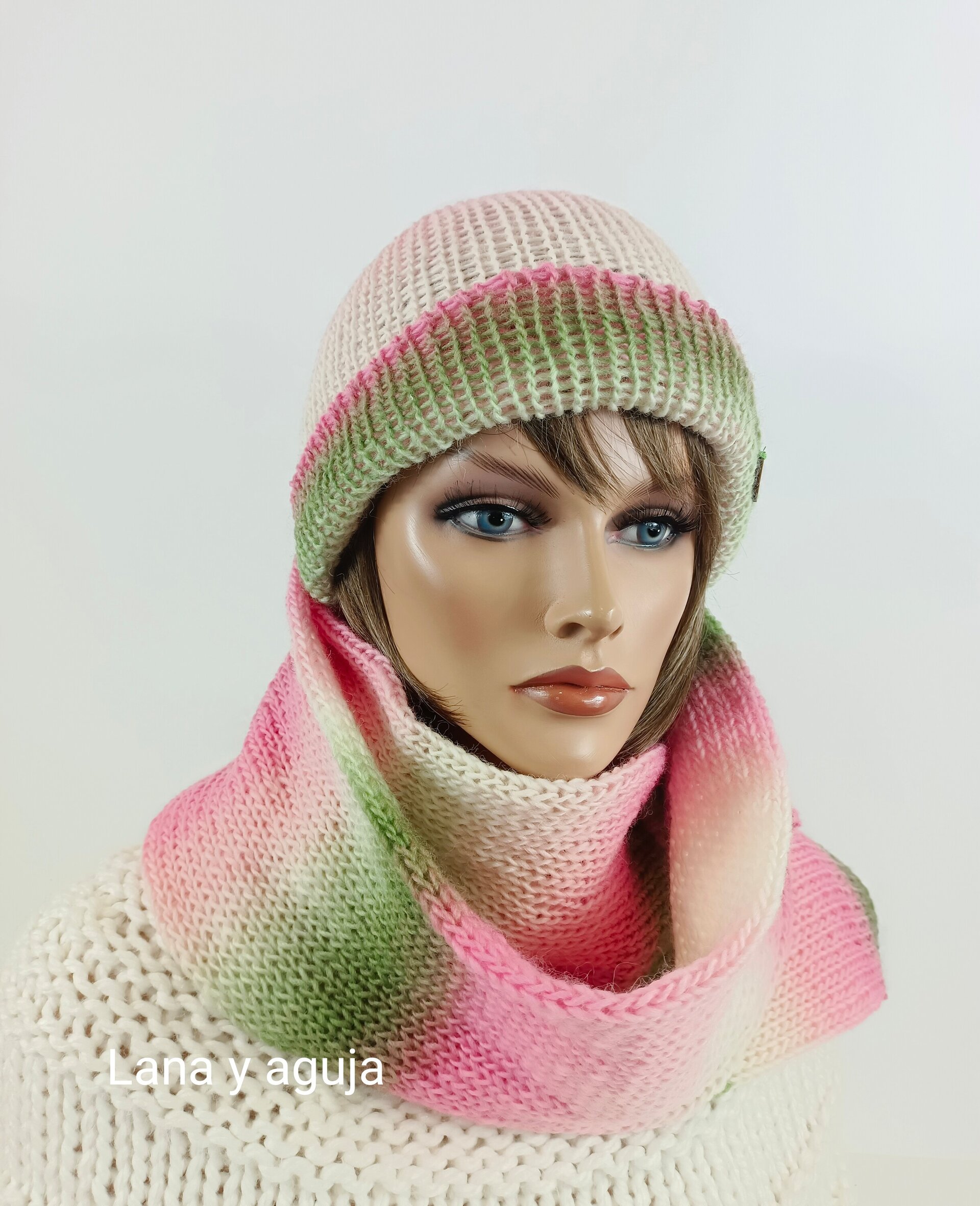 Conjunto de gorro y bufanda de lana, hecho a mano. VARIOS COLORES. - 2