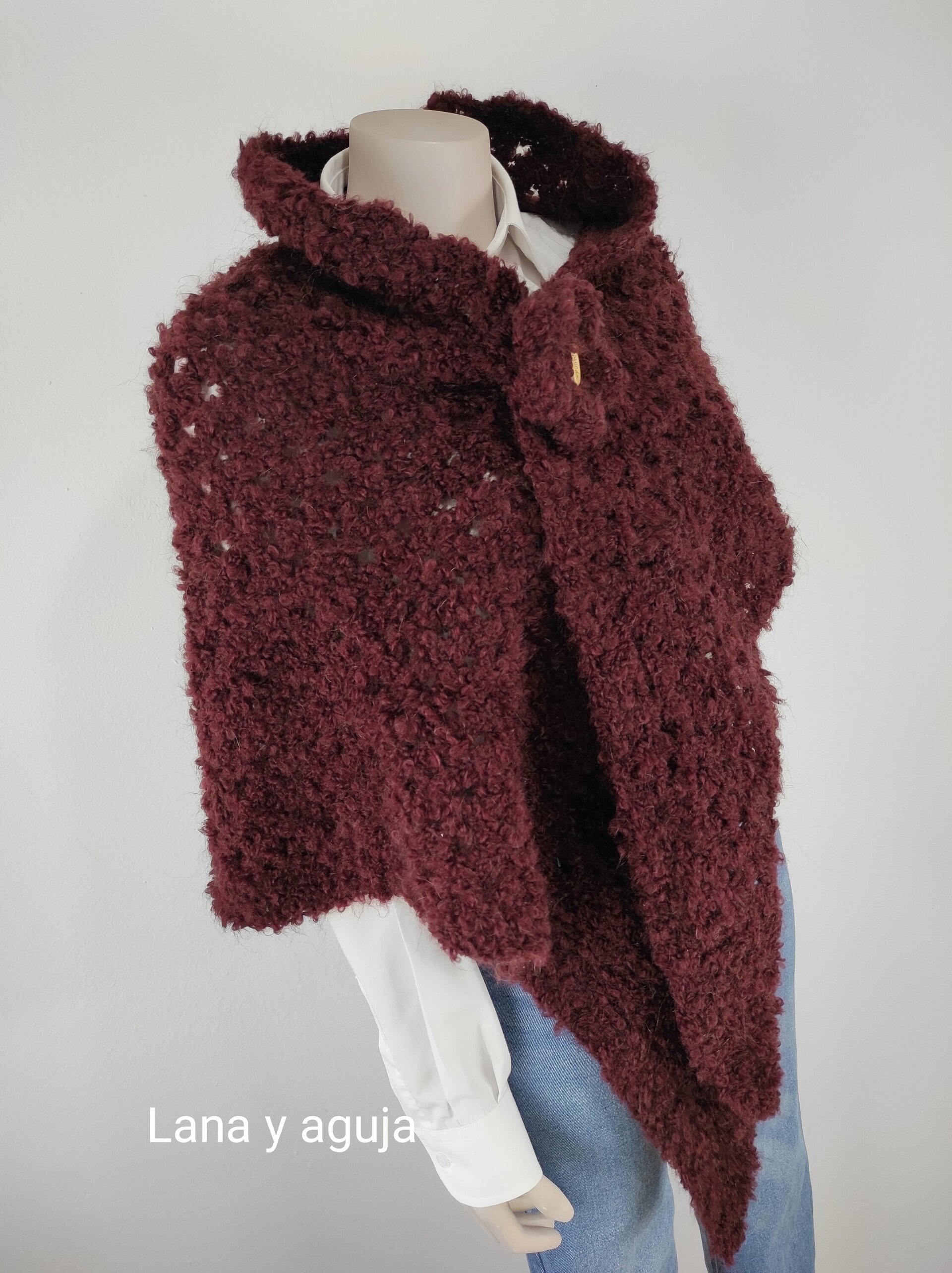 Chal para mujer, Poncho calado tejido a mano, rojo burdeos. - 3