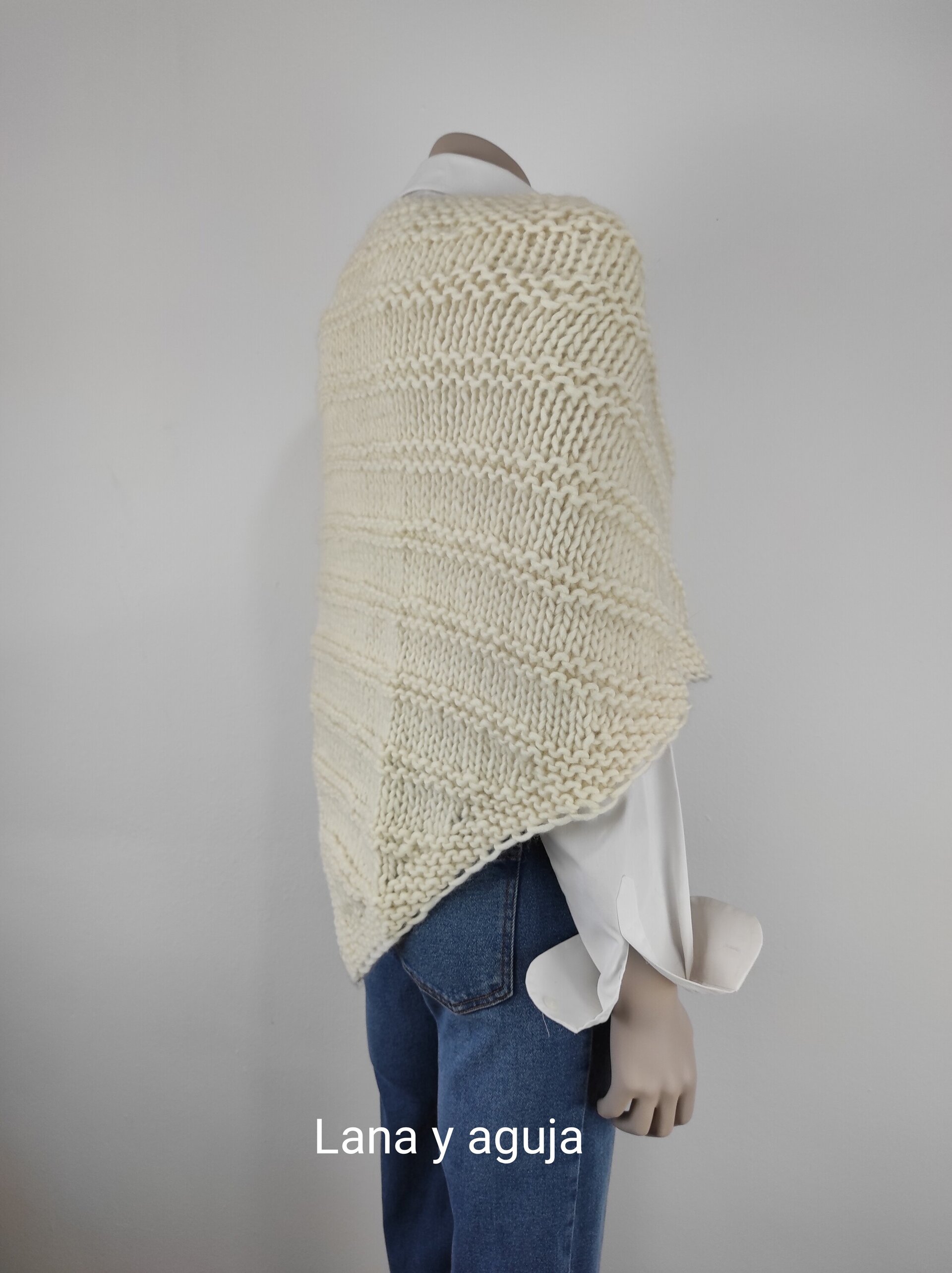 Poncho de lana, varios colores, chal mujer, tejido a mano. - 9