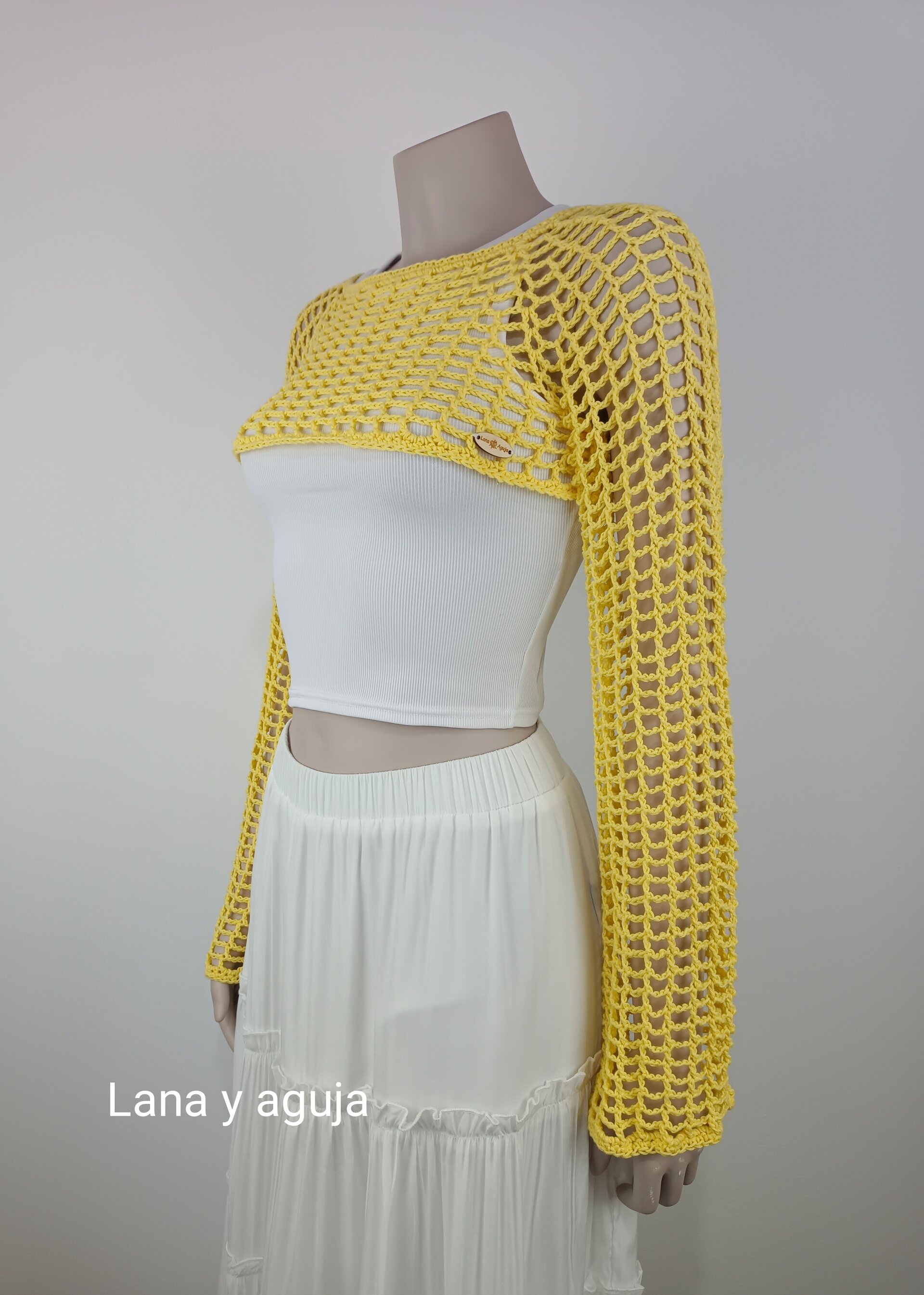 Jersey corto con manga larga, Talla S, tejido a mano, hecho en crochet. - 5