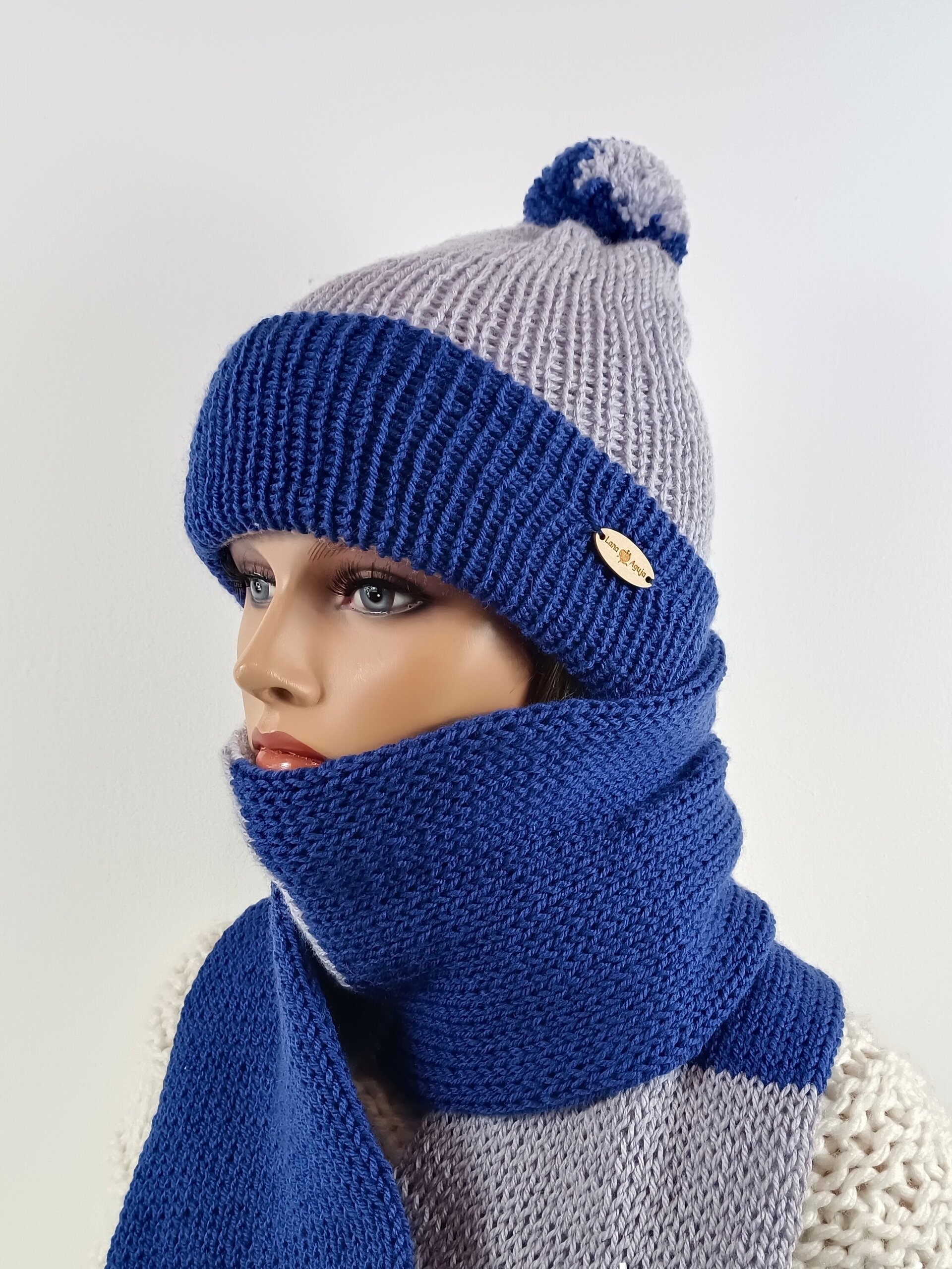 Conjunto de gorro y bufanda, unisex, tejida a mano. - 3